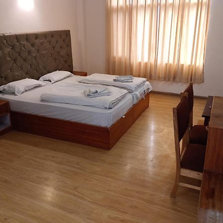 Hotel Dimbir Regency Leh Eksteriør billede