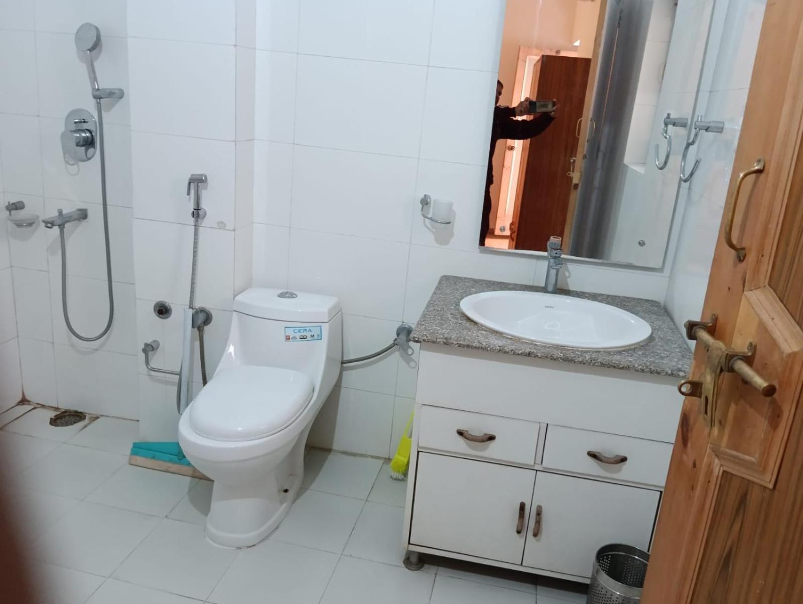 Hotel Dimbir Regency Leh Eksteriør billede
